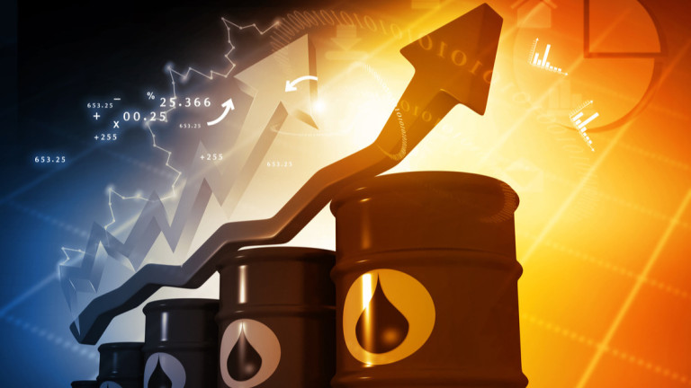 Цената петрола рязко скочи с отслабването на долара