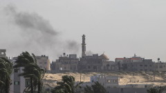 Израел продължава натиска върху южните градове в Газа