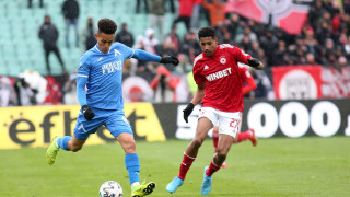 Феновете на Левски и ЦСКА които живеят в чужбина също