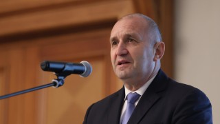 Президентът Румен Радев присъства на откриването на високотехнологичен завод в