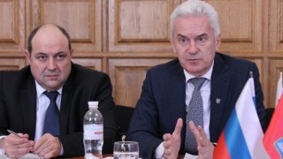 Атака е свързана с руските служби през фирми на съветник