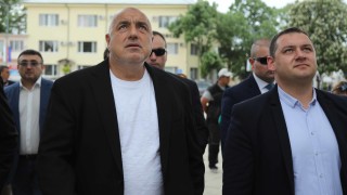 Борисов посети Раковски преди визитата на папата
