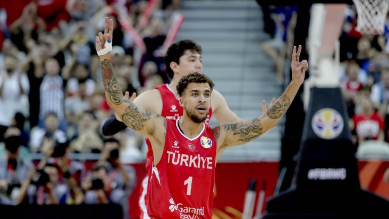 Дебютанти на баскетболен Мондиал изхвърлиха Турция от надпреварата