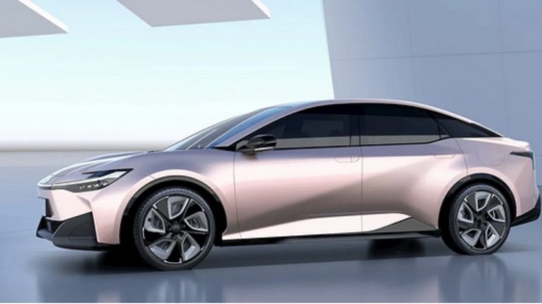 Очакват се доставките на първата електрическа Toyota за $27 000