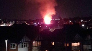 Мощен взрив разтърси Лестър съобщава в Сън Полицията е затворила