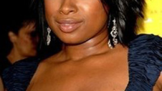 Актрисата Хъдсън дава $ 100 хил. възнаграждение за племенника си