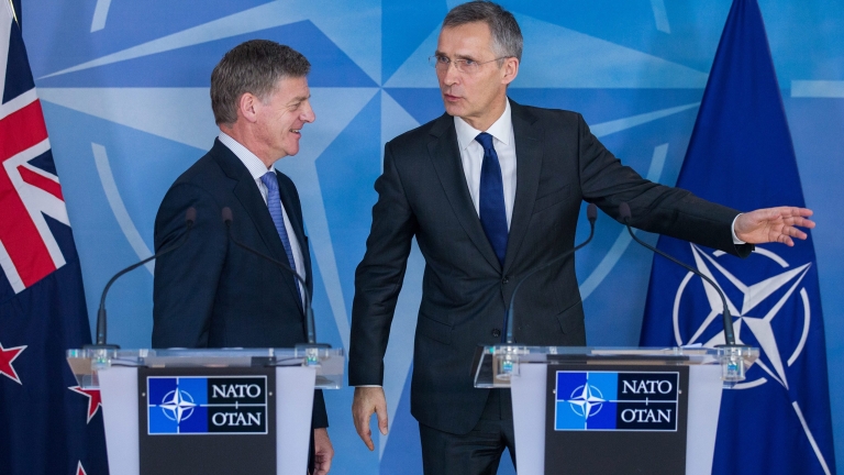 НАТО предупреди Русия, няма да толерира външни опити за манипулиране на избори