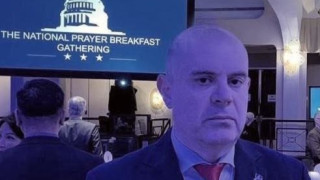 Българският главен прокурор Иван Гешев завладя националните заглавия на 16