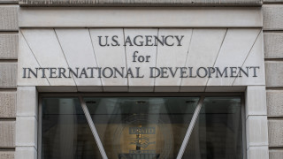 Тръмп все пак ще задържи 611 служители на работа в USAID