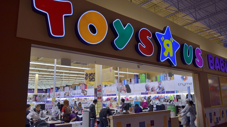 Най-голямата верига за детски играчки затваря всичките си магазини в САЩ?