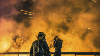 Пожар в Галисия доведе до евакуацията на 700 къмпингуващи