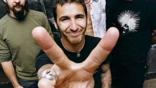 Godsmack искат масажи и пиячка в България 