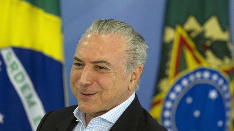 Бразилският президент Темер отърва разследване за корупция