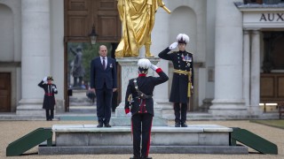Министърът на отбраната на Обединеното кралство Бен Уолъс изрази опасения