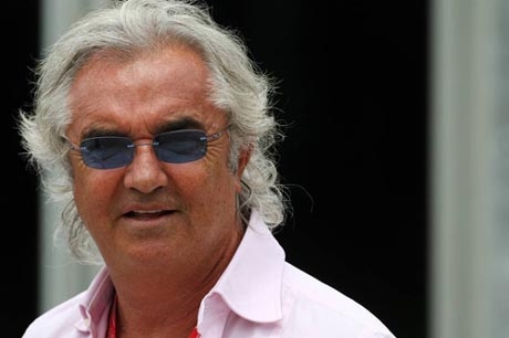 Рено ще съди семейство Пикет