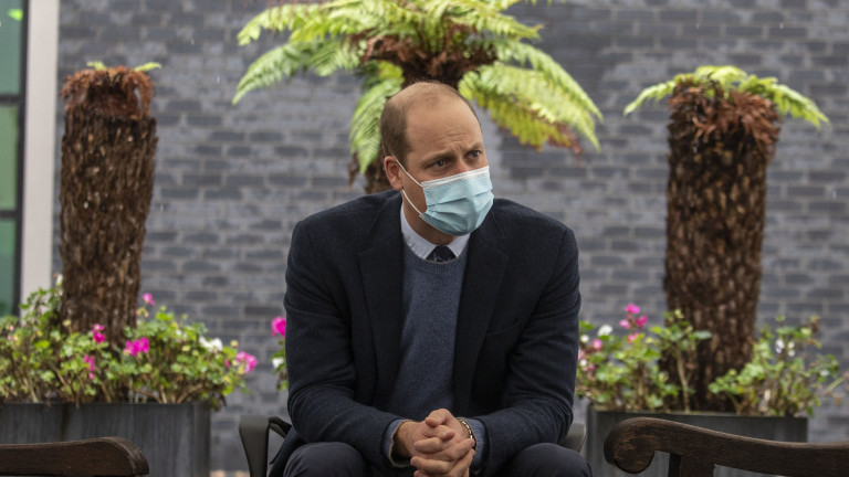 Защо кралският двор скри, че Уилям е с коронавирус