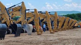 Министърът на регионалното развитие и благоустройството Виолета Комитова инспектира строителна