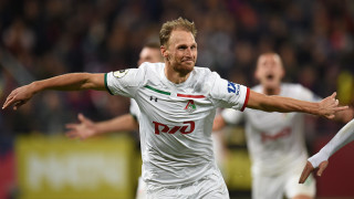 Германският защитник Бенедикт Хьоведес може да реши проблемите на Барселона