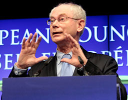 Ромпой ревизира плана "Меркел - Саркози"