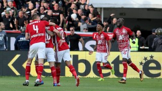 ЦСКА победи Левски с 2 0 във Вечното дерби и запази