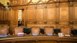 Френски съд постанови Бернар Тапи да върне получените от държавата €404 млн.