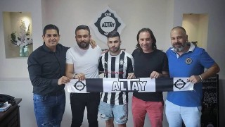 Ръководството на Левски отново възнамерява да пробва да привлече на