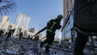 Руски обстрел уби 13 души, чакащи за хляб в Чернигов
