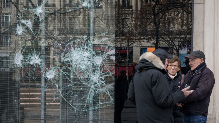 Amazon печели от протестите във Франция