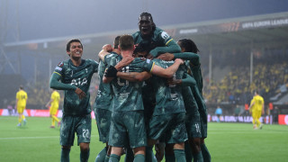 Защитникът на Тотнъм Мики ван де Вен вярва че този