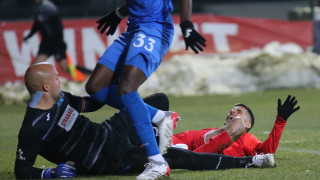 Капитанът на Левски Николай Михайлов ще пропусне контролата с Бохемианс