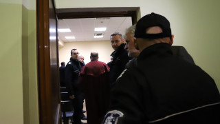 Остават в ареста тримата мъже, разпространявали наркотици в София
