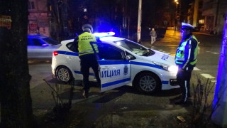 Вандали разбиха и ограбиха 10 коли в Димитровград