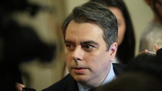 Финансовият министър Асен Василев заяви че ако параметрите заложени в