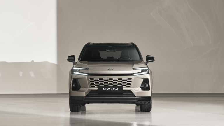 Ето колко ще струва новата Toyota RAV4 в България