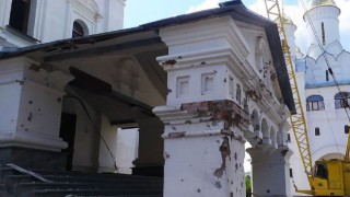 Руските окупатори отново обстреляха Святогорската лавра в Донецка област При