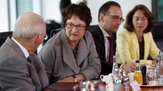 Европейската комисия трябва да разгледа контрамерки във връзка с предложените