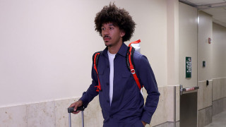 На старта на Световното първенство по футбол срещу Парагвай защитникът