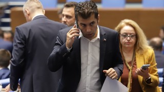 Петков предупреди Борисов, че без ПП/ДБ не може да прави никакви ротации