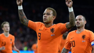 Холандия стигна до обрат срещу Перу в последния мач на Уесли Снайдер за "лалетата"