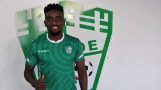 Халфът на Берое Карлос Охене няма да играе до края