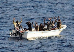 23-ма отвлечени след похищение на танкер до Западна Африка
