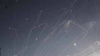 Точно в 17 00 ч местно време в израелския град Ашкелон