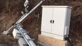 Ядосани шофьори отрязаха контролна камера на тол системата на пътя за Бистрица