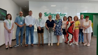 На церемония в Умната фабрика на Schneider Electric в Пловдив