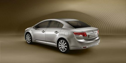 Toyota показва новото поколение на Avensis 