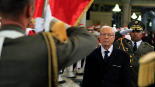 Първият демократично избран президент на Тунис положи клетва