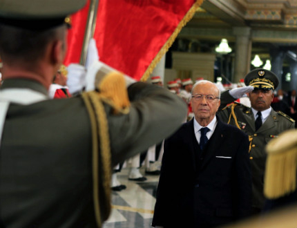 Първият демократично избран президент на Тунис положи клетва