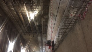 Тунелопробивната машина която изгражда третия диаметър на Софийското метро достигна