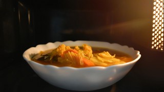 Над 60 000 души продължават да получават топъл обяд