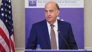 САЩ има интерес да работи с демократично избрани правителства Нашата